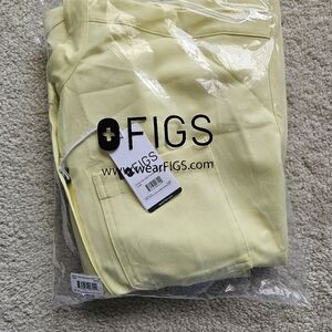 FIGS SUNLIGHT RAFAELA CARGO SCRUB JUMPSUIT.